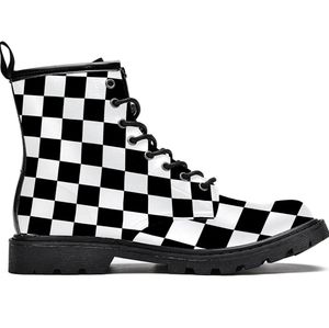 6.5 W Black/WHT Checkerboard boots